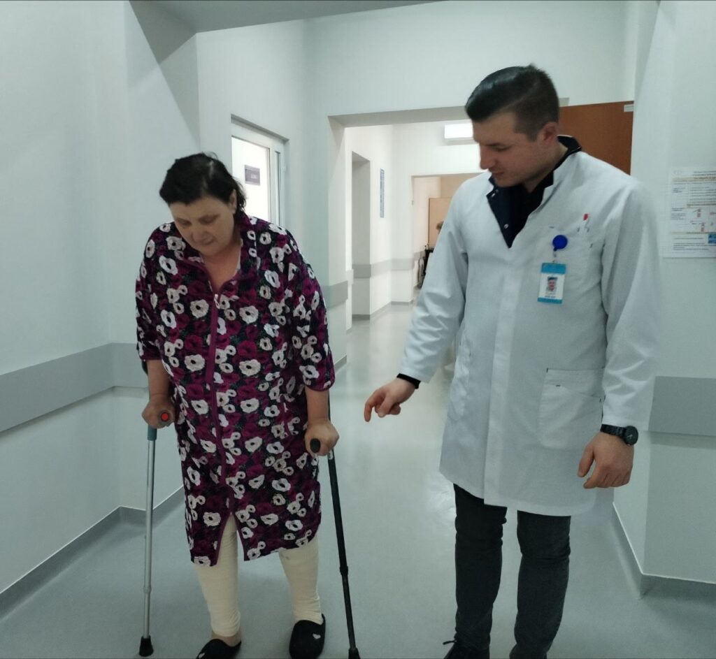 Gonartroza, boala care afectează tot mai multe femei. Când durerea de genunchi devine un semnal de alarmă, explică medicul traumatolog-ortoped Serghei Vladov
