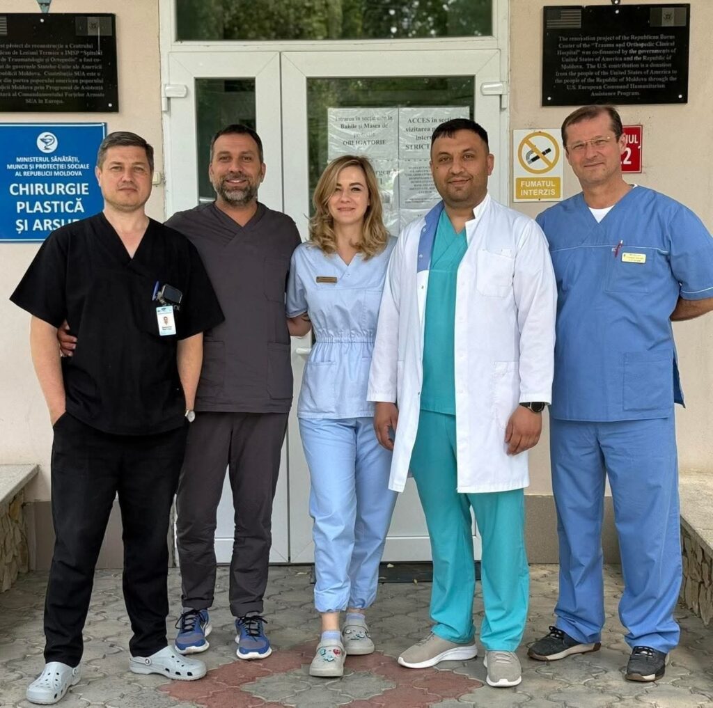 Când un pacient pleacă acasă cu sănătatea recăpătată și cu recunoștință în suflet, știm că misiunea medicilor noștri și-a atins scopul: acela de a reda sănătatea