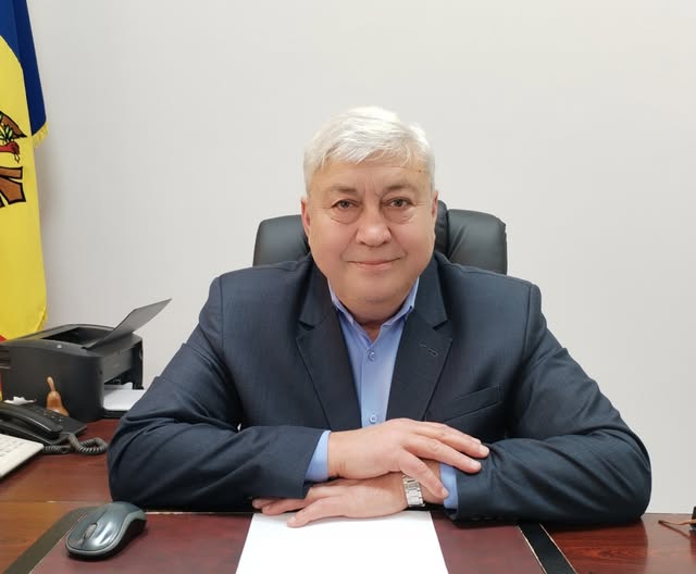 Un om, un conducător, un exemplu – La mulți ani, Domnule Director Serghei Ștepa!