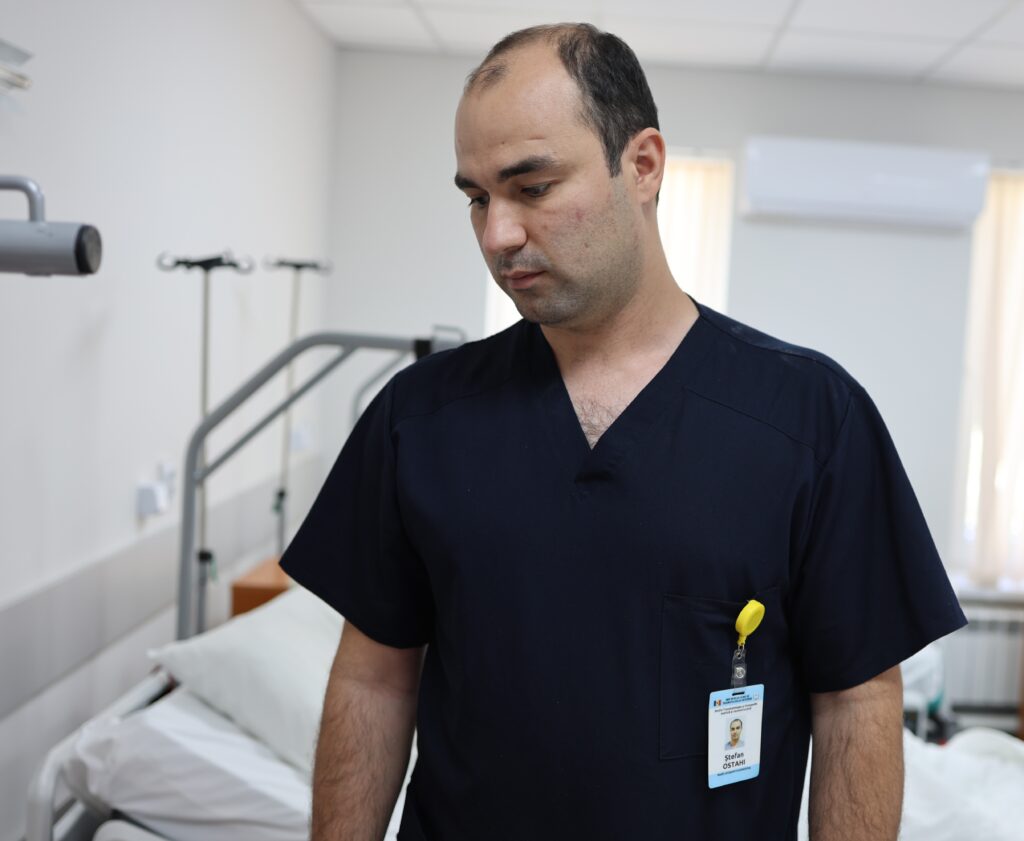 Osteomielita nu este o simplă infecție și nu trece de la sine: de ce este important tratamentul la timp, explică medicul ortoped-traumatolog Ștefan Ostahi